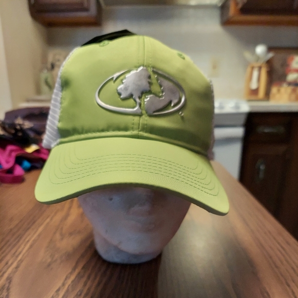 Mossy Oak Bright Green Neon Adjustable Mesh Structured Adult Baseball Cap - Picture 6 of 10